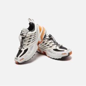 Salomon ACS Pro men’s 9.5 never worn